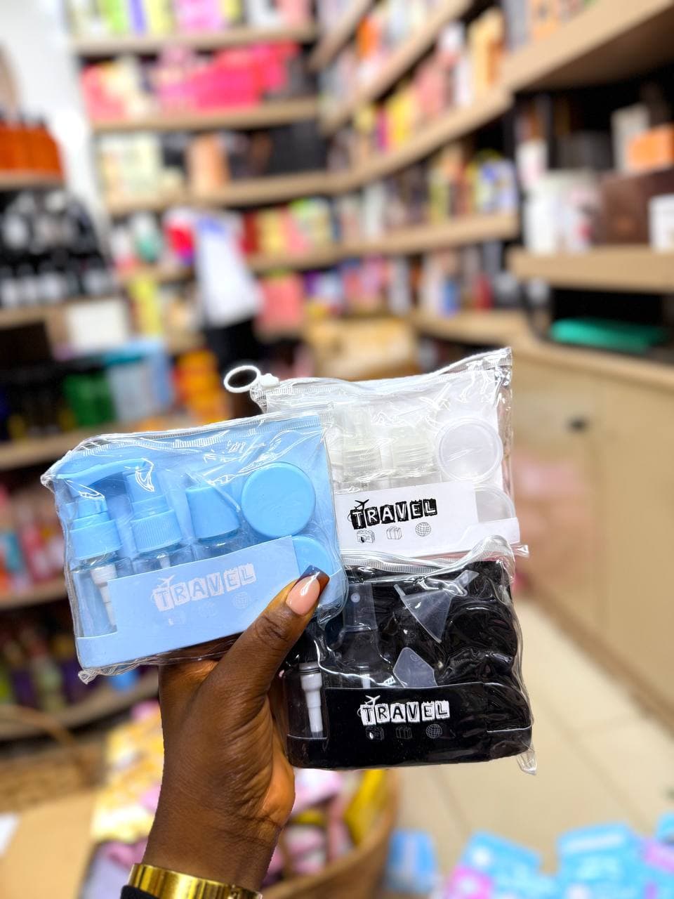 TRAVEL KIT 7IN1